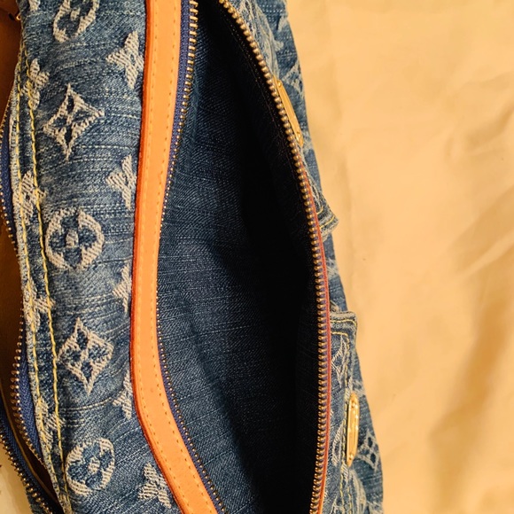LOUIS VUITTON Blue Denim Monogram Denim Baggy PM - Picture 7 of 8